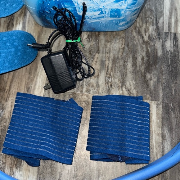 Blue Cold Therapy System - Picture 6 of 12